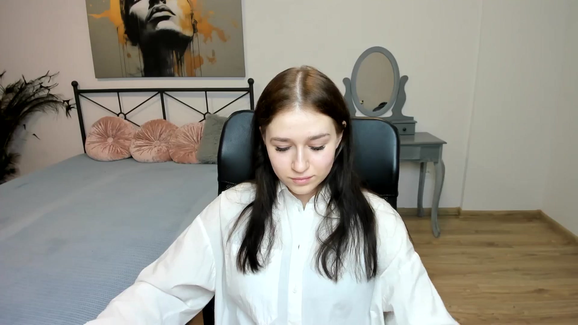 Gallery image thumbnail from SsweetPeaches's myfreecams stream on, 02/27/2024, 24:32 image 13 of 20