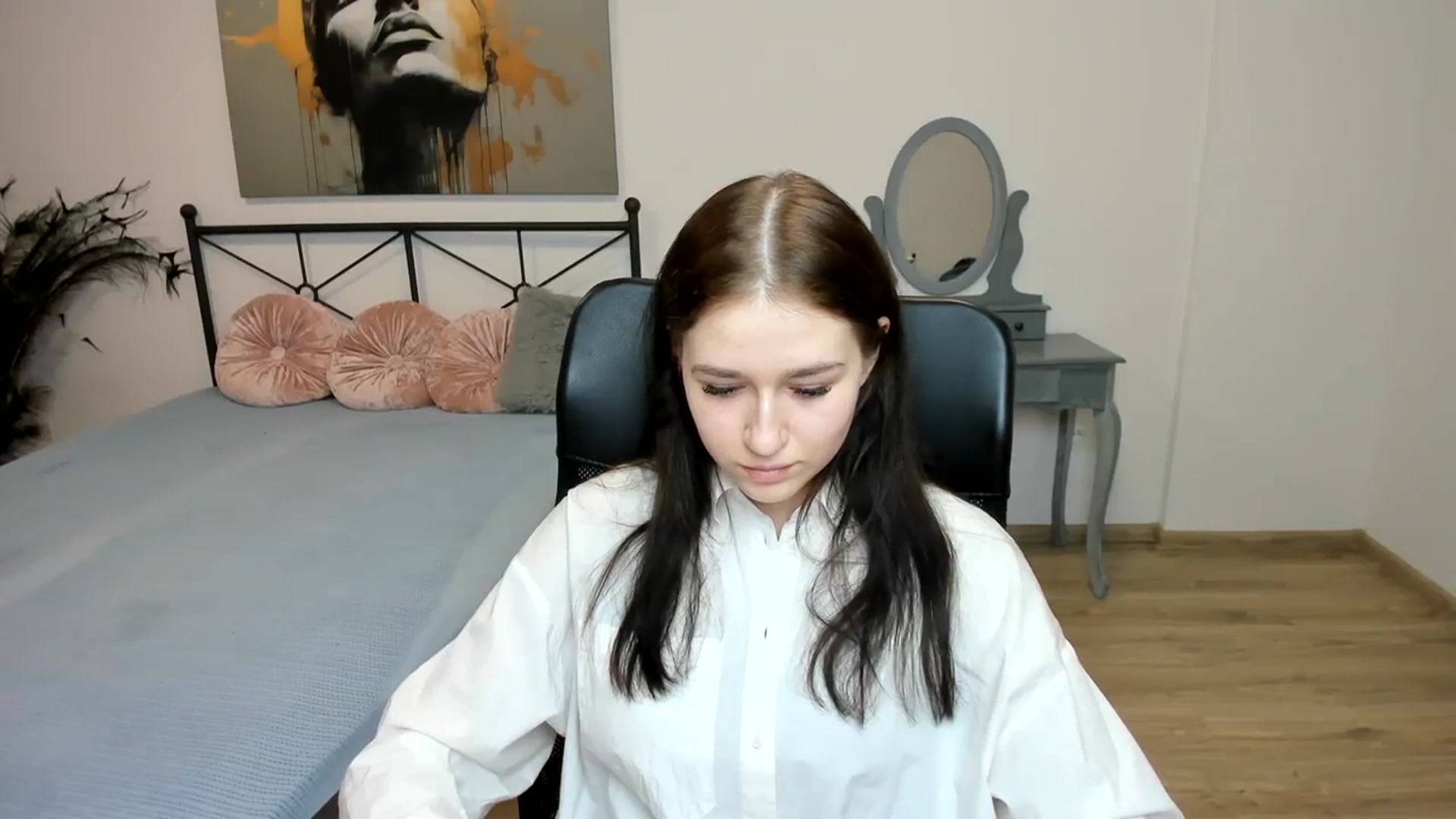 Gallery image thumbnail from SsweetPeaches's myfreecams stream on, 02/27/2024, 24:32 image 19 of 20