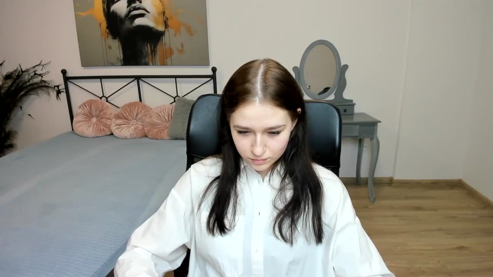 Gallery image thumbnail from SsweetPeaches's myfreecams stream on, 02/27/2024, 24:32 image 18 of 20