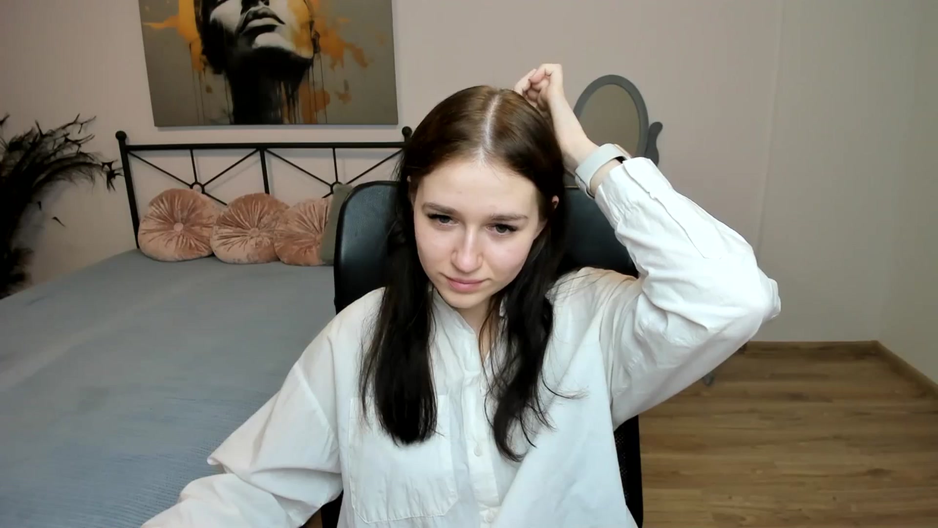 Gallery image thumbnail from SsweetPeaches's myfreecams stream on, 02/27/2024, 01:36 image 18 of 20