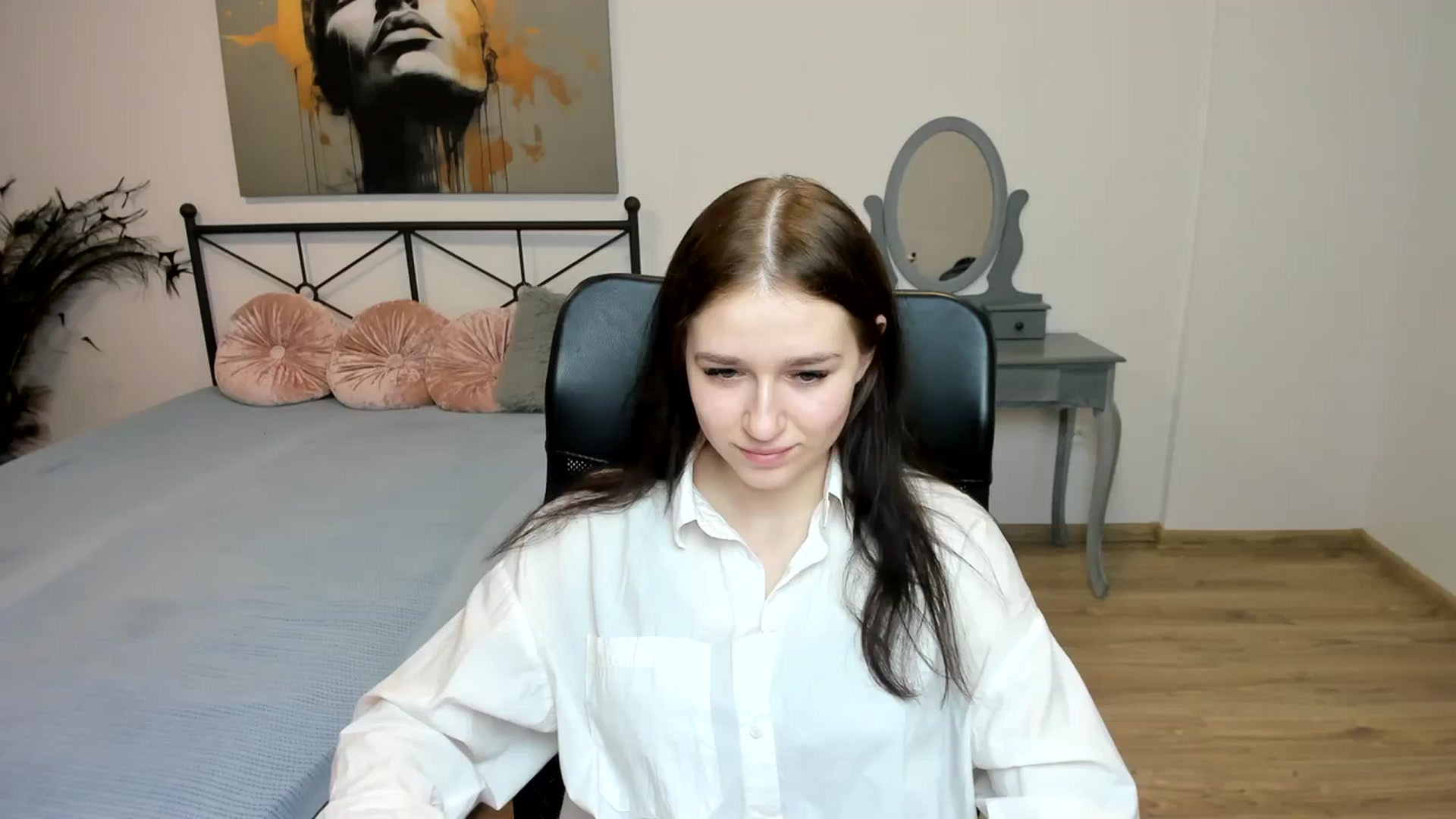 Gallery image thumbnail from SsweetPeaches's myfreecams stream on, 02/27/2024, 01:36 image 10 of 20