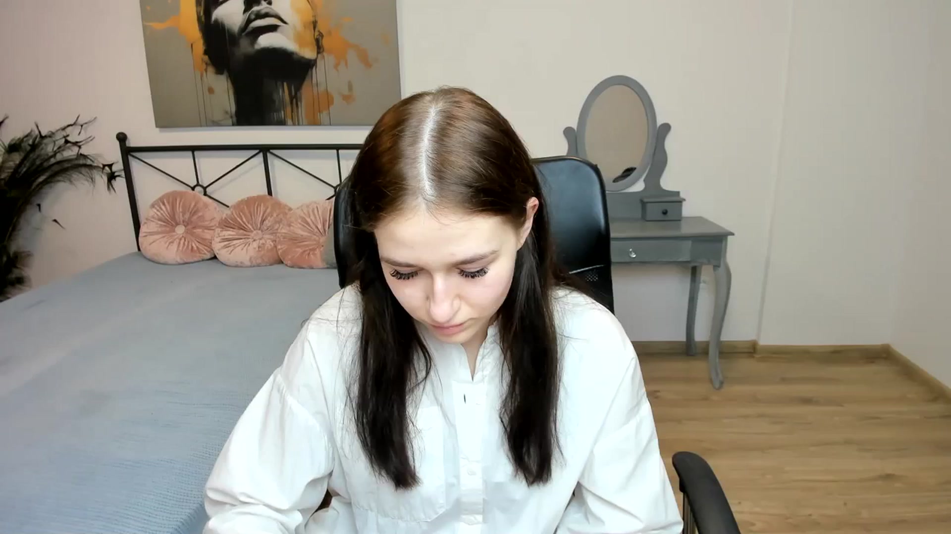 Gallery image thumbnail from SsweetPeaches's myfreecams stream on, 02/27/2024, 03:00 image 9 of 20