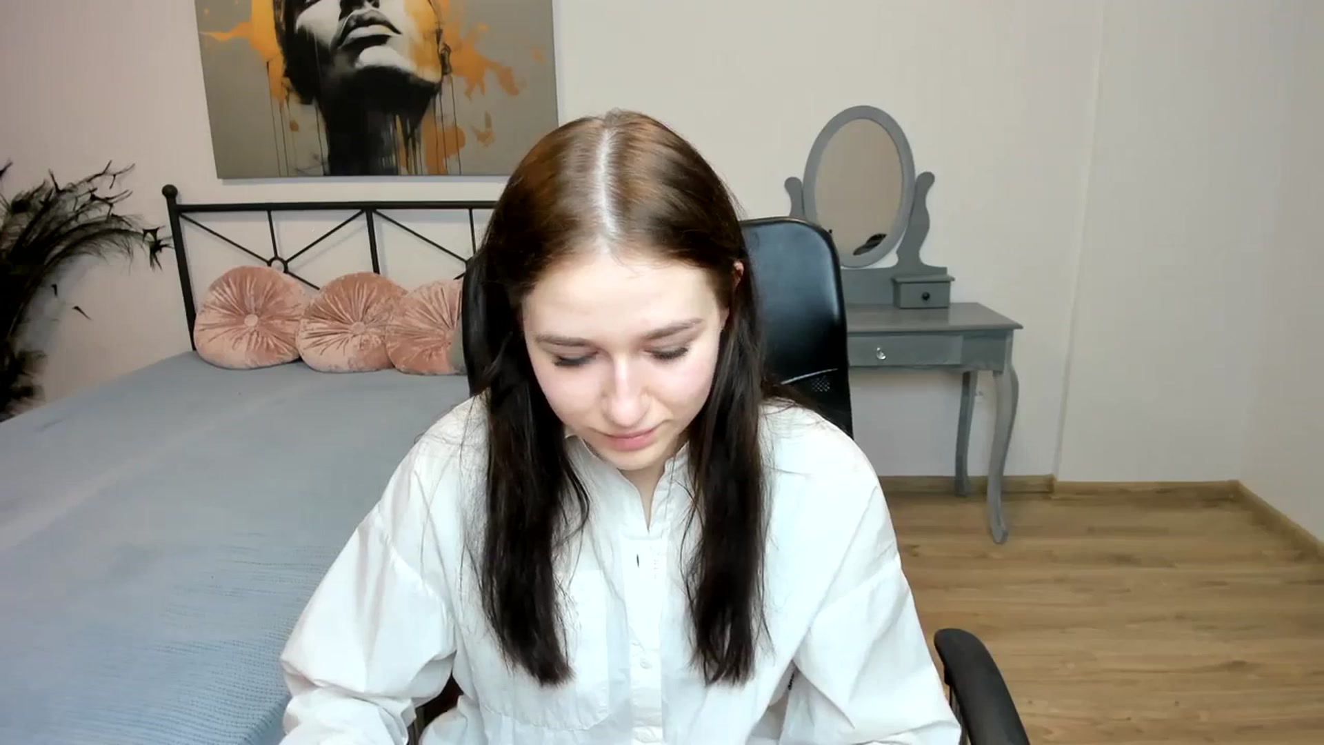 Gallery image thumbnail from SsweetPeaches's myfreecams stream on, 02/27/2024, 03:00 image 6 of 20