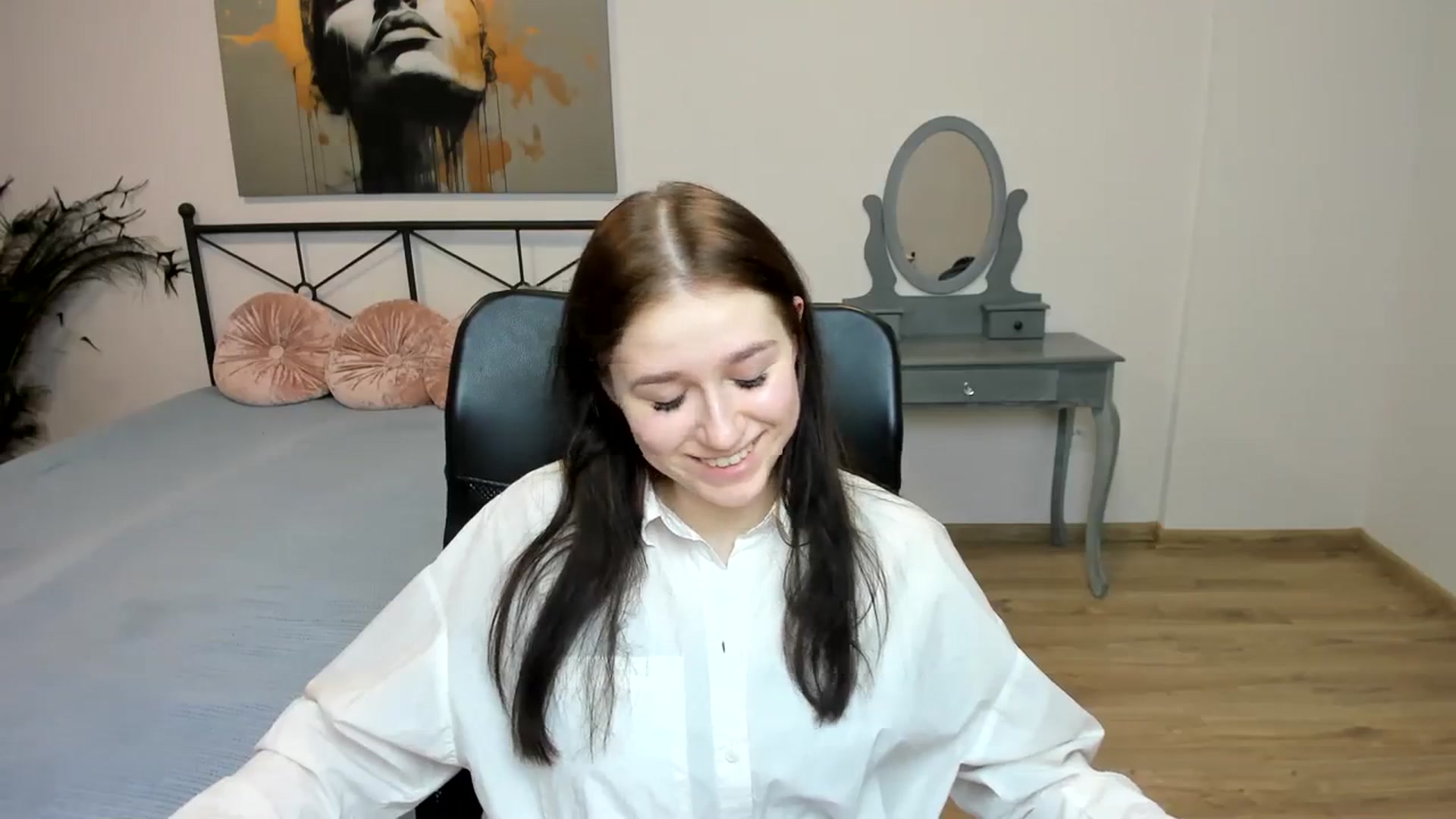 Gallery image thumbnail from SsweetPeaches's myfreecams stream on, 02/27/2024, 03:00 image 4 of 20