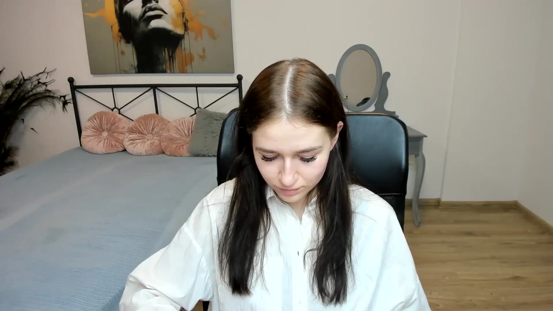 Gallery image thumbnail from SsweetPeaches's myfreecams stream on, 02/27/2024, 03:00 image 14 of 20