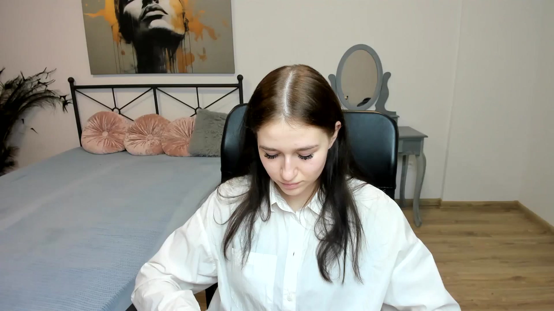 Gallery image thumbnail from SsweetPeaches's myfreecams stream on, 02/27/2024, 04:02 image 15 of 20