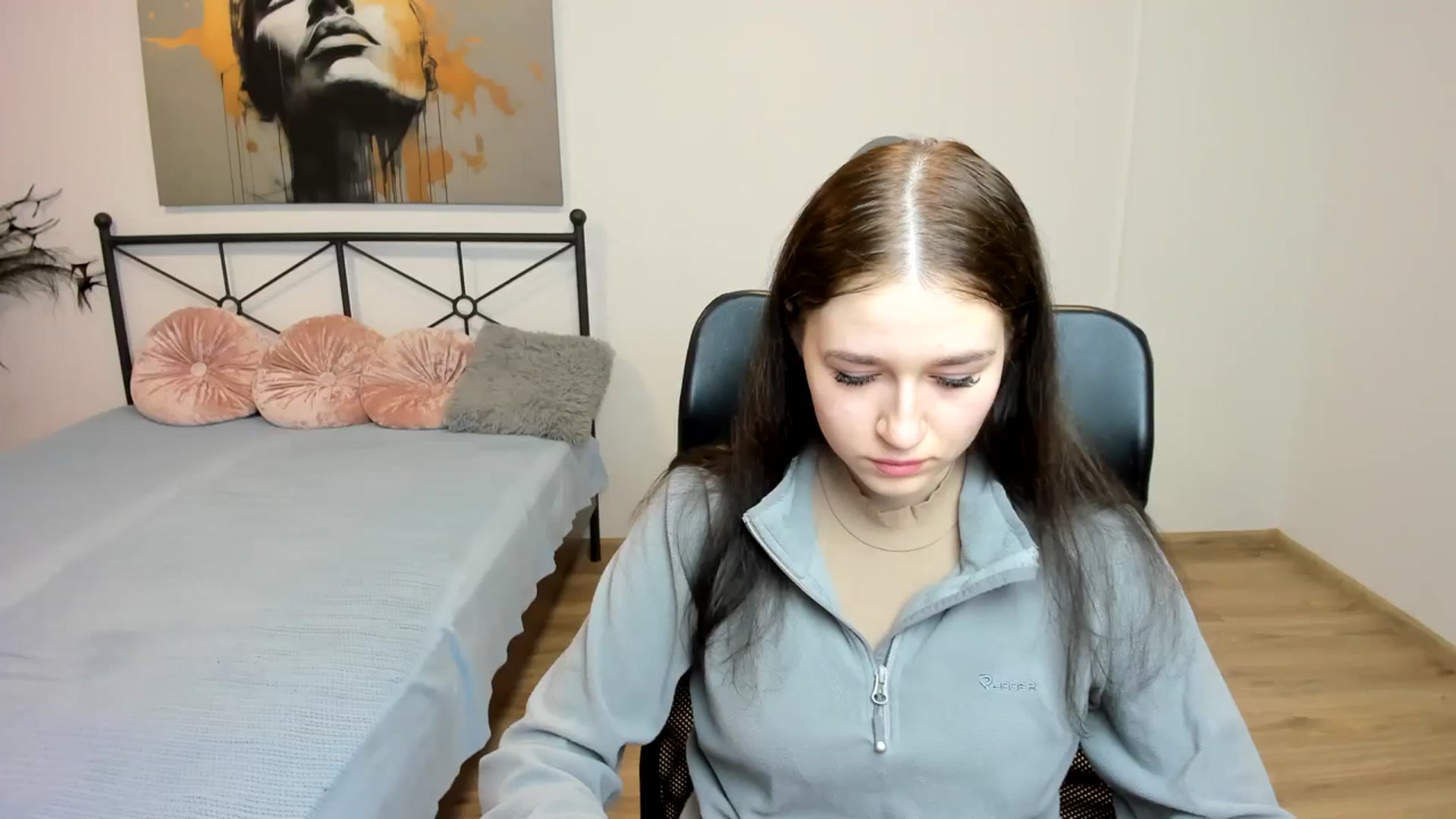 Gallery image thumbnail from SsweetPeaches's myfreecams stream on, 02/27/2024, 23:17 image 9 of 20