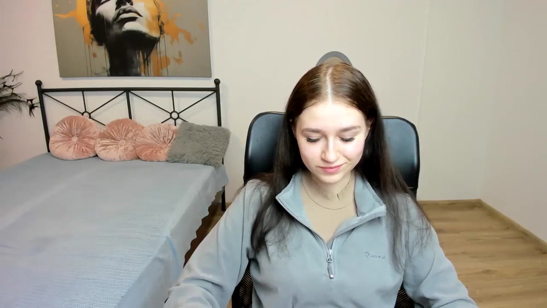 Gallery image thumbnail from SsweetPeaches's myfreecams stream on, 02/27/2024, 23:17 image 7 of 20