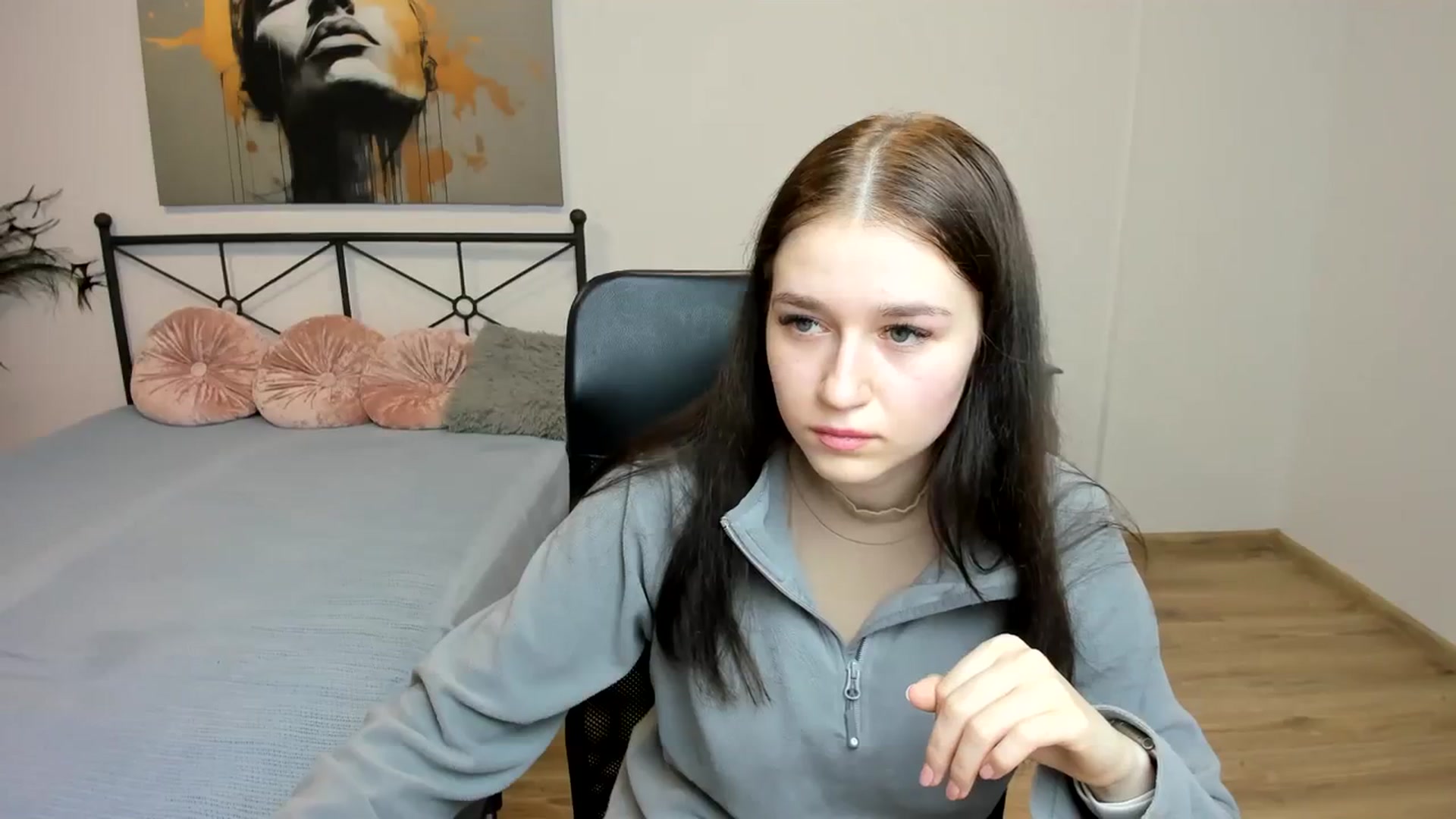 Gallery image thumbnail from SsweetPeaches's myfreecams stream on, 02/27/2024, 23:17 image 16 of 20