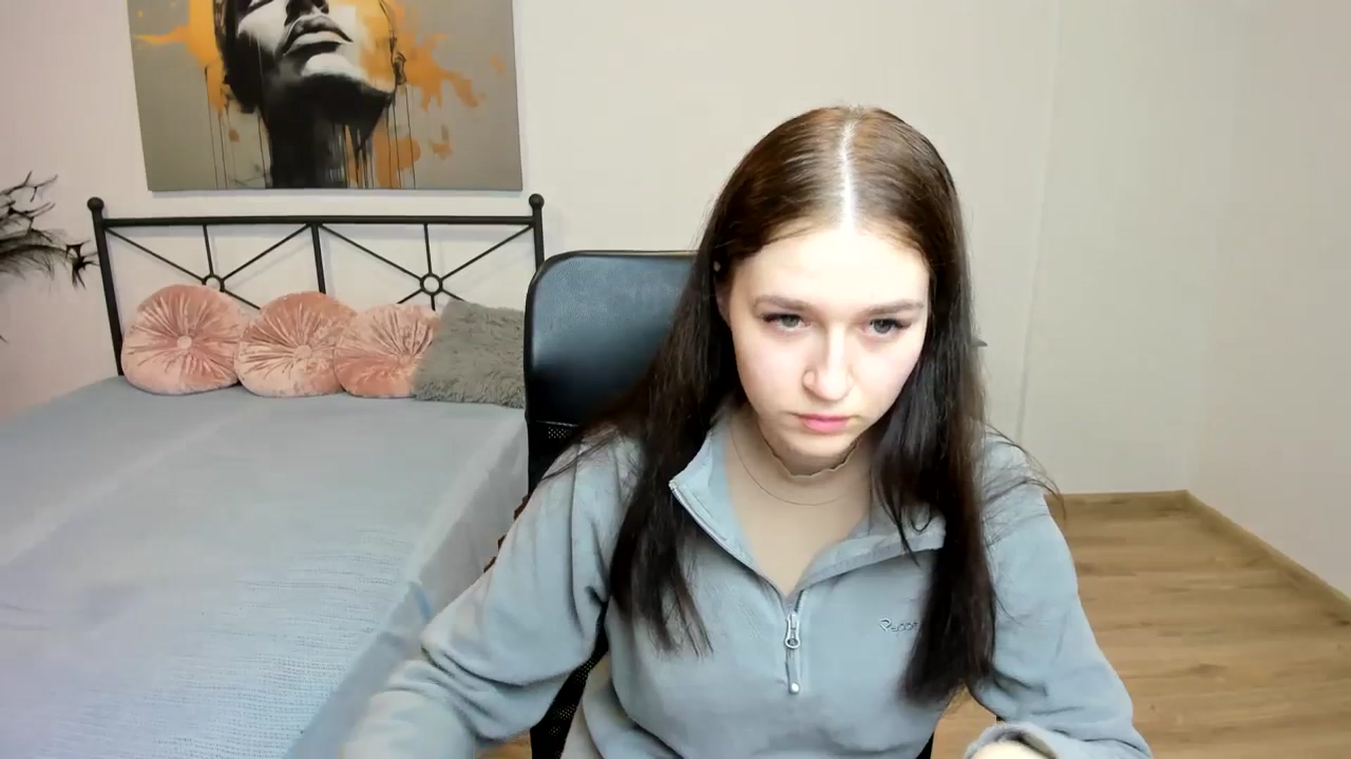 Gallery image thumbnail from SsweetPeaches's myfreecams stream on, 02/27/2024, 23:17 image 18 of 20