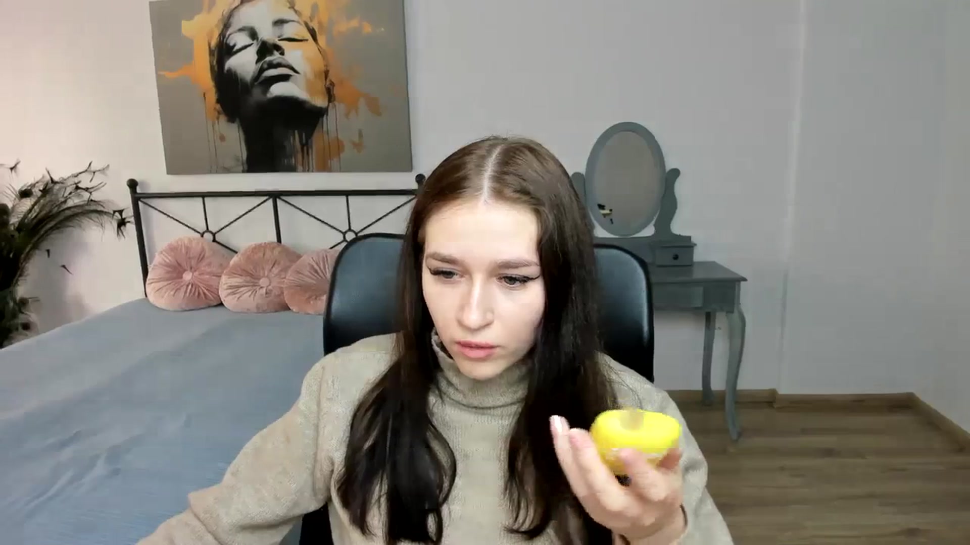 Gallery image thumbnail from SsweetPeaches's myfreecams stream on, 02/29/2024, 13:52 image 5 of 20