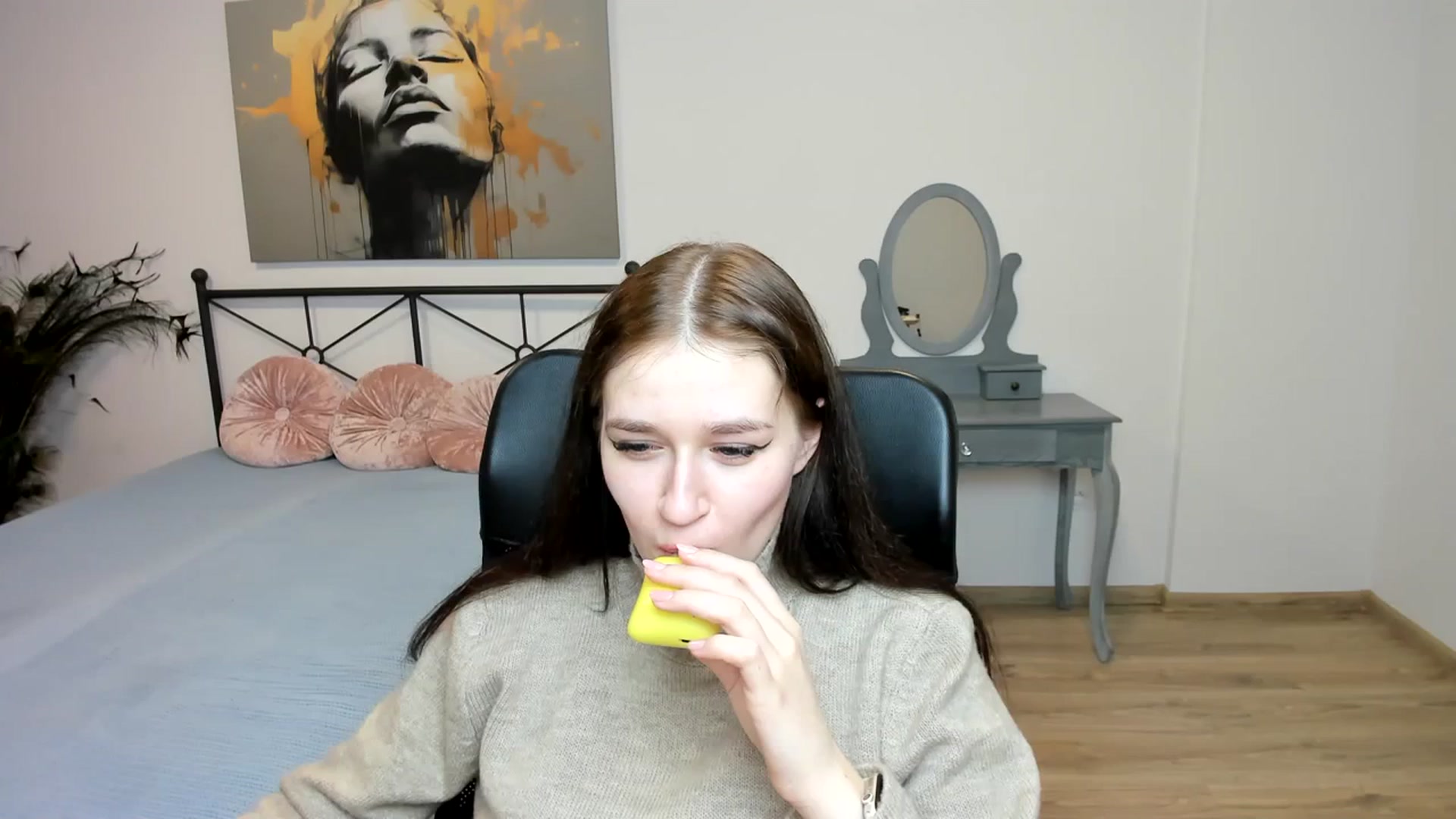 Gallery image thumbnail from SsweetPeaches's myfreecams stream on, 02/29/2024, 17:50 image 9 of 20