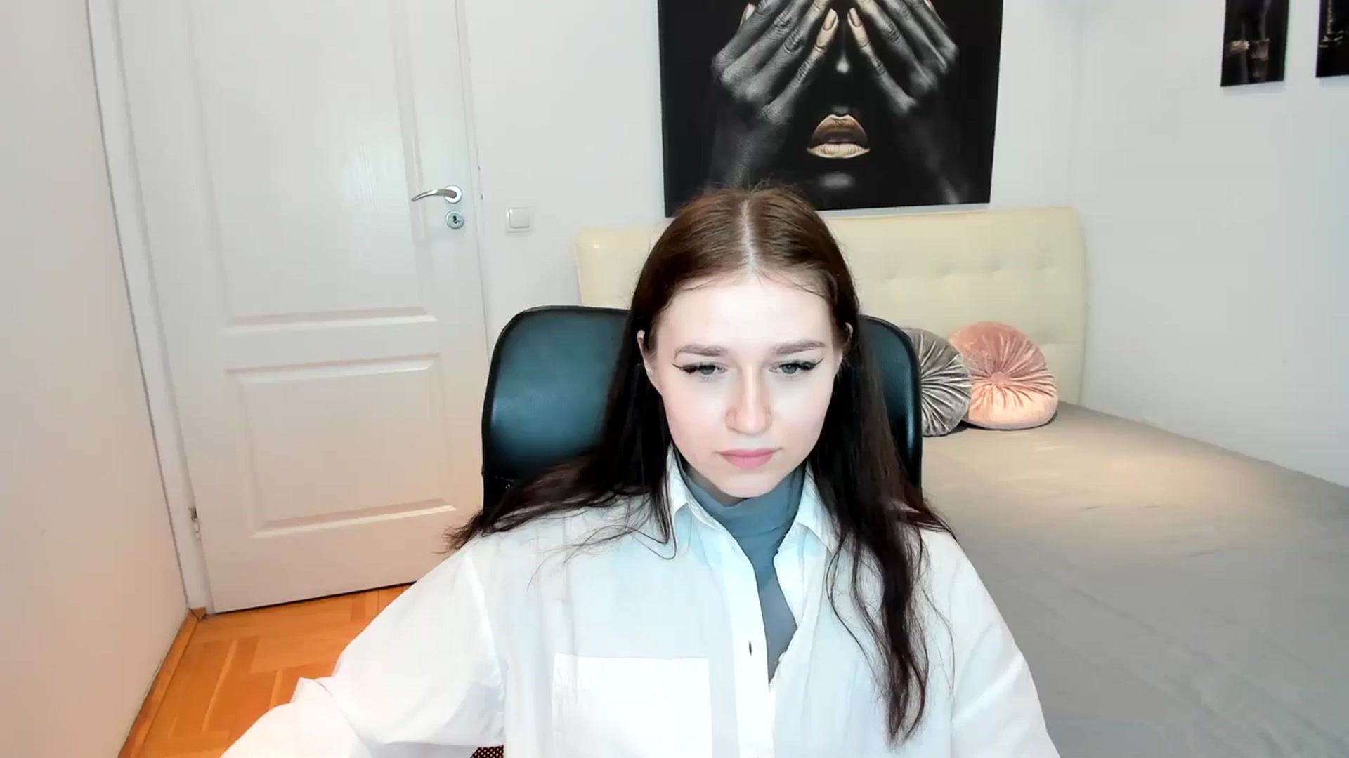 Gallery image thumbnail from SsweetPeaches's myfreecams stream on, 03/01/2024, 15:19 image 4 of 20