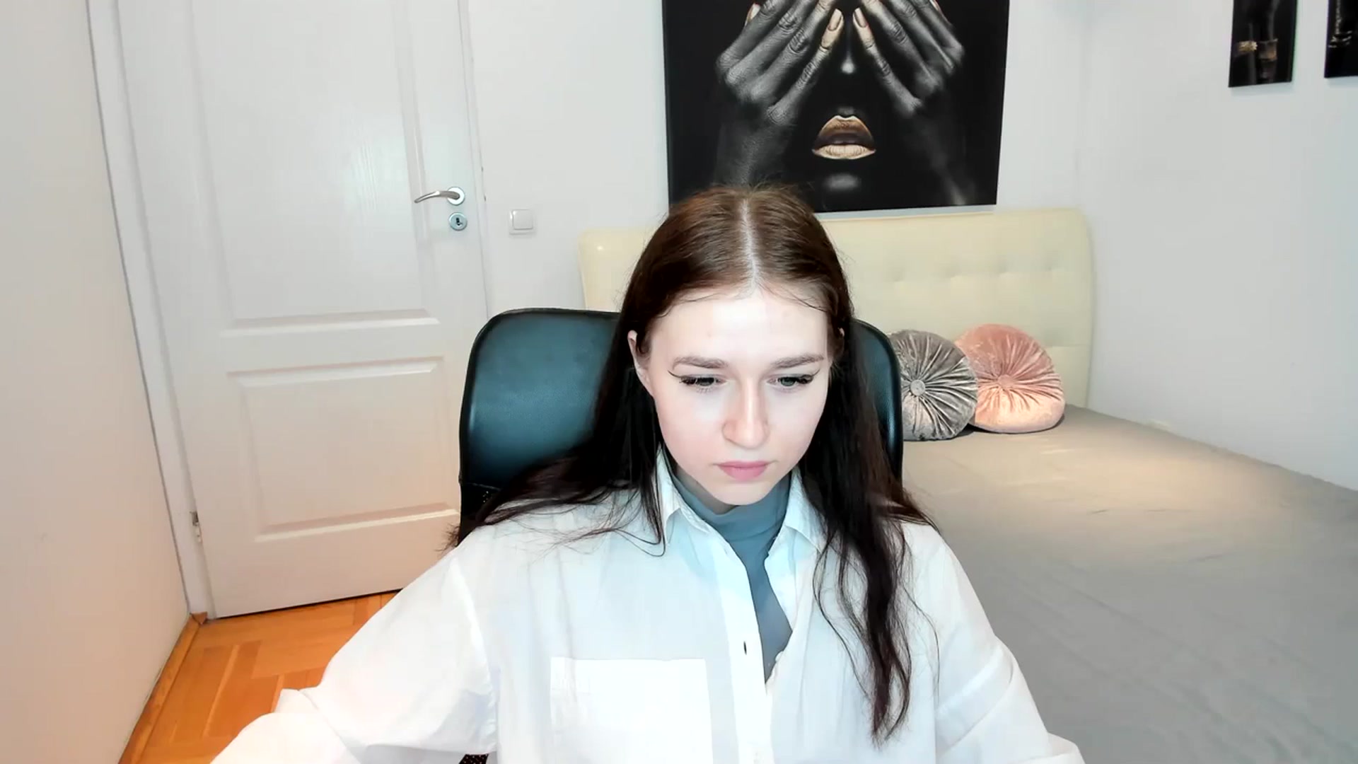 Gallery image thumbnail from SsweetPeaches's myfreecams stream on, 03/01/2024, 15:19 image 1 of 20