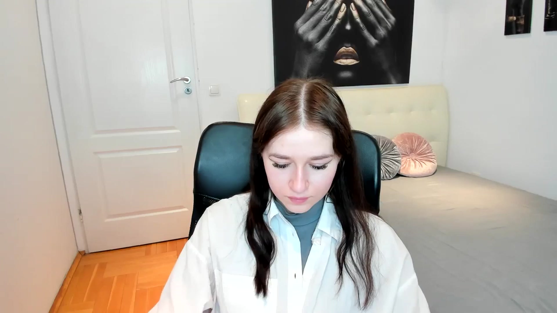 Gallery image thumbnail from SsweetPeaches's myfreecams stream on, 03/01/2024, 17:47 image 5 of 20