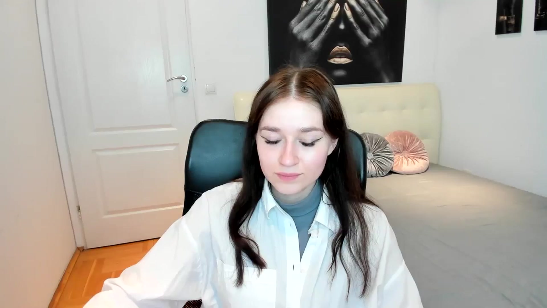 Gallery image thumbnail from SsweetPeaches's myfreecams stream on, 03/01/2024, 17:47 image 18 of 20