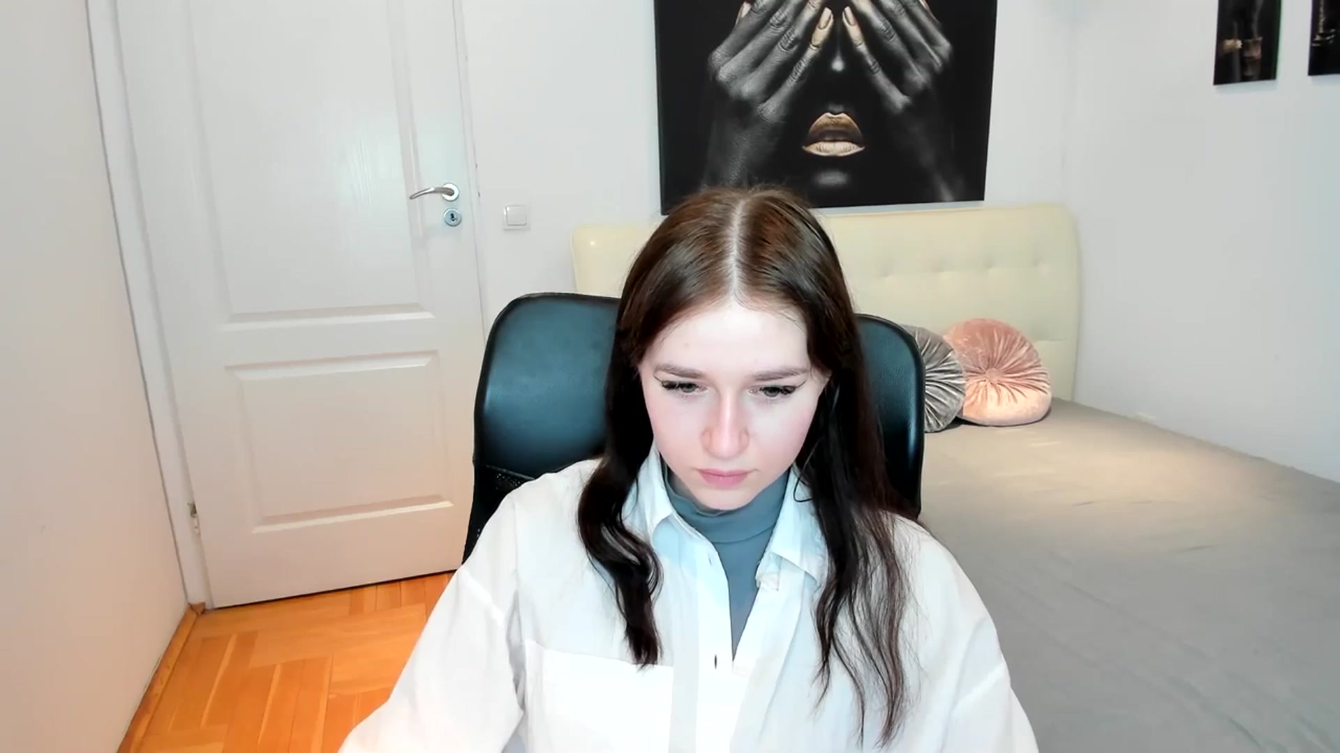 Gallery image thumbnail from SsweetPeaches's myfreecams stream on, 03/01/2024, 17:47 image 9 of 20