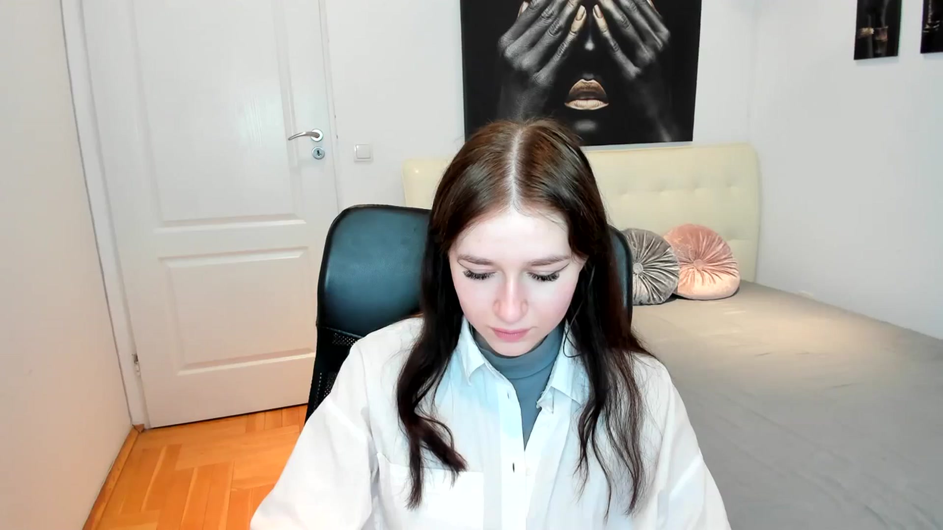 Gallery image thumbnail from SsweetPeaches's myfreecams stream on, 03/01/2024, 17:47 image 19 of 20