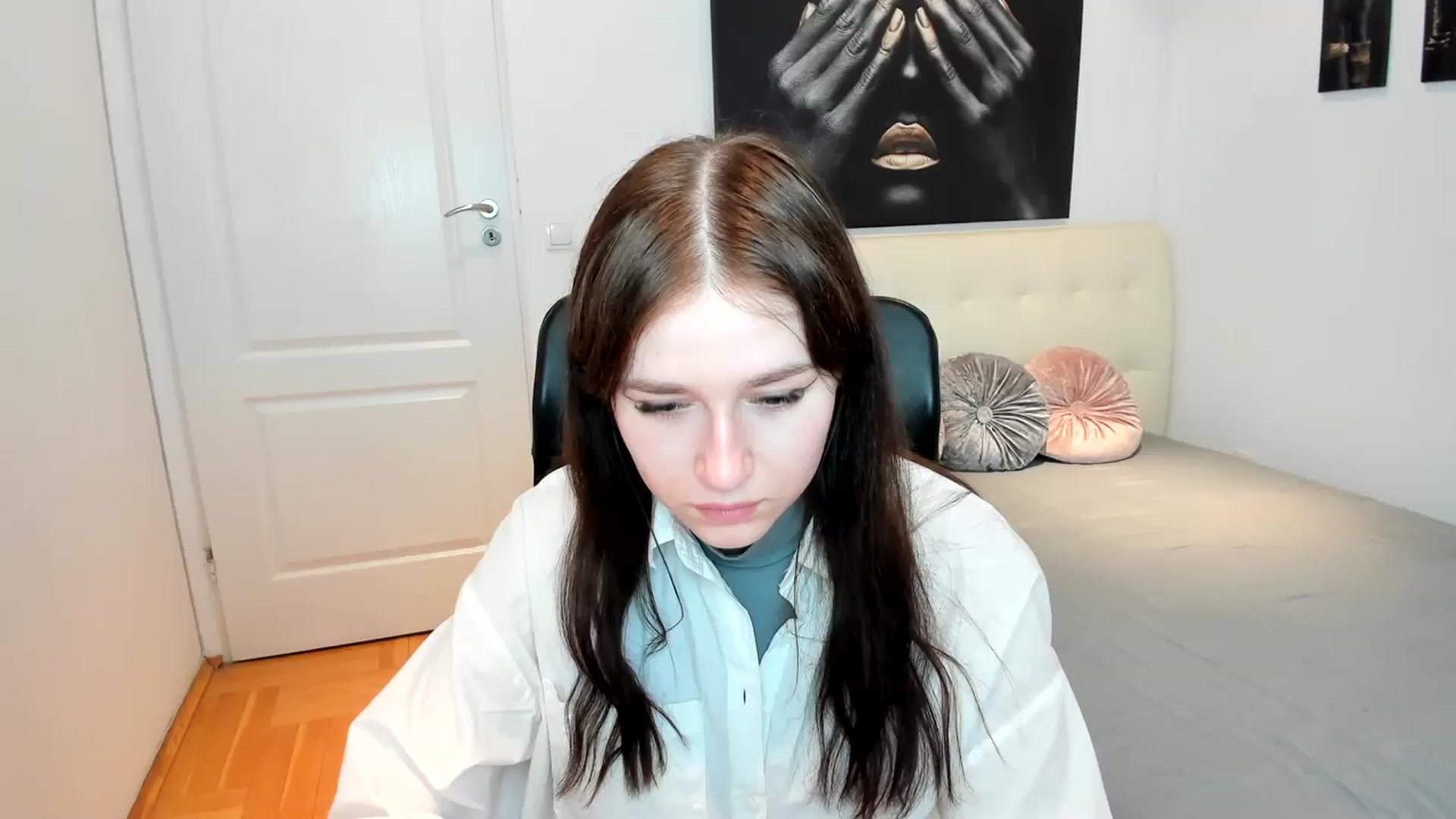 Gallery image thumbnail from SsweetPeaches's myfreecams stream on, 03/01/2024, 19:00 image 1 of 20