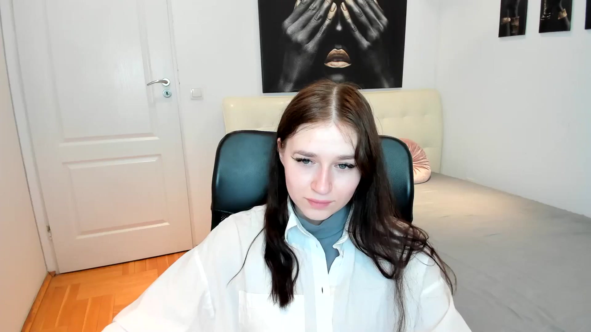 Gallery image thumbnail from SsweetPeaches's myfreecams stream on, 03/01/2024, 19:36 image 13 of 20