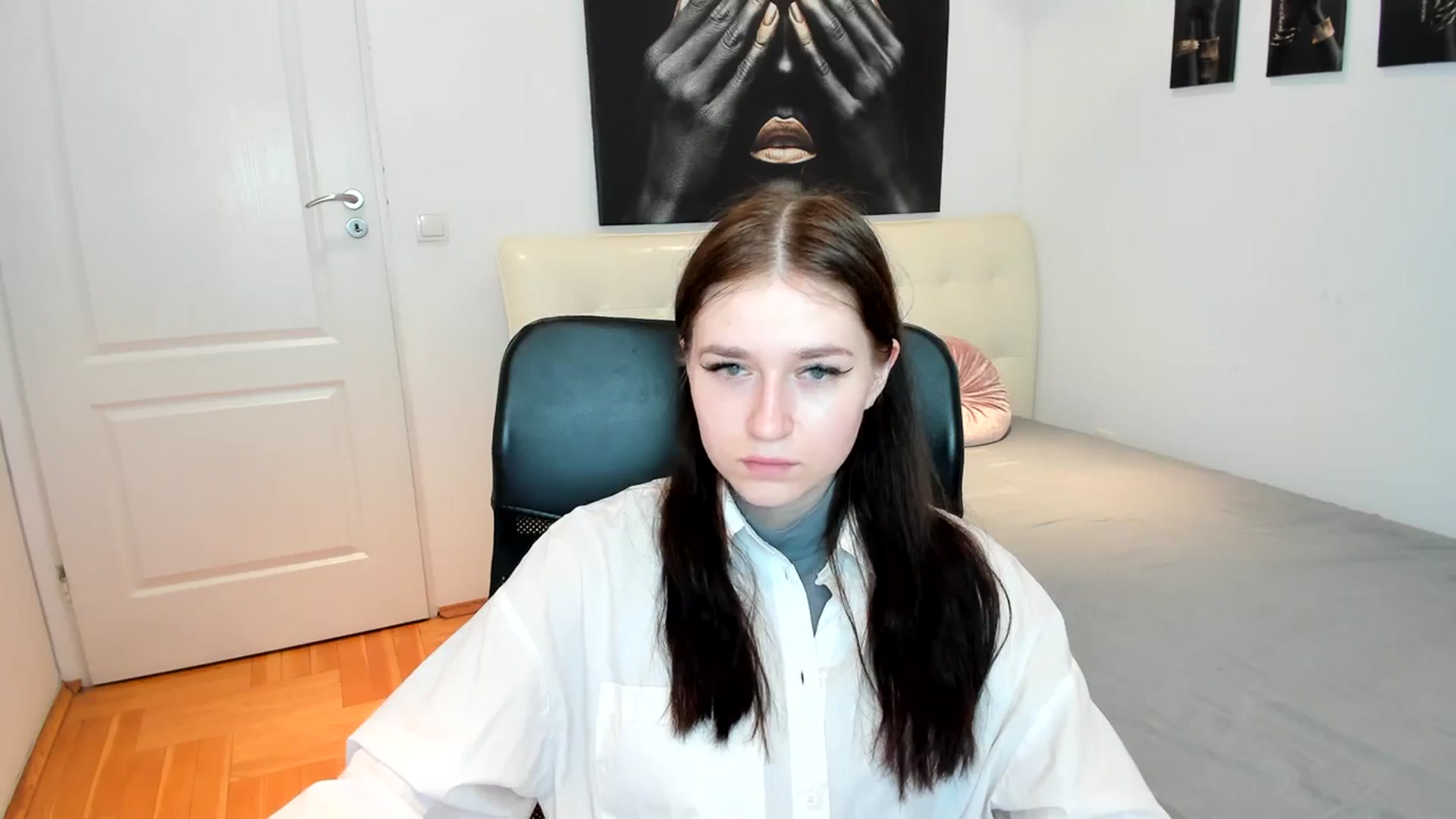 Gallery image thumbnail from SsweetPeaches's myfreecams stream on, 03/01/2024, 20:13 image 5 of 20