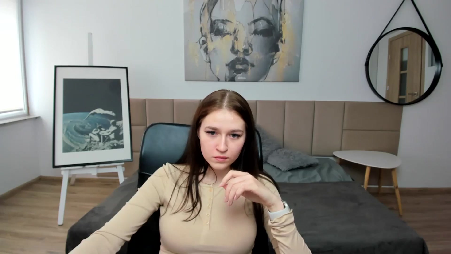 Gallery image thumbnail from SsweetPeaches's myfreecams stream on, 03/02/2024, 14:01 image 12 of 20