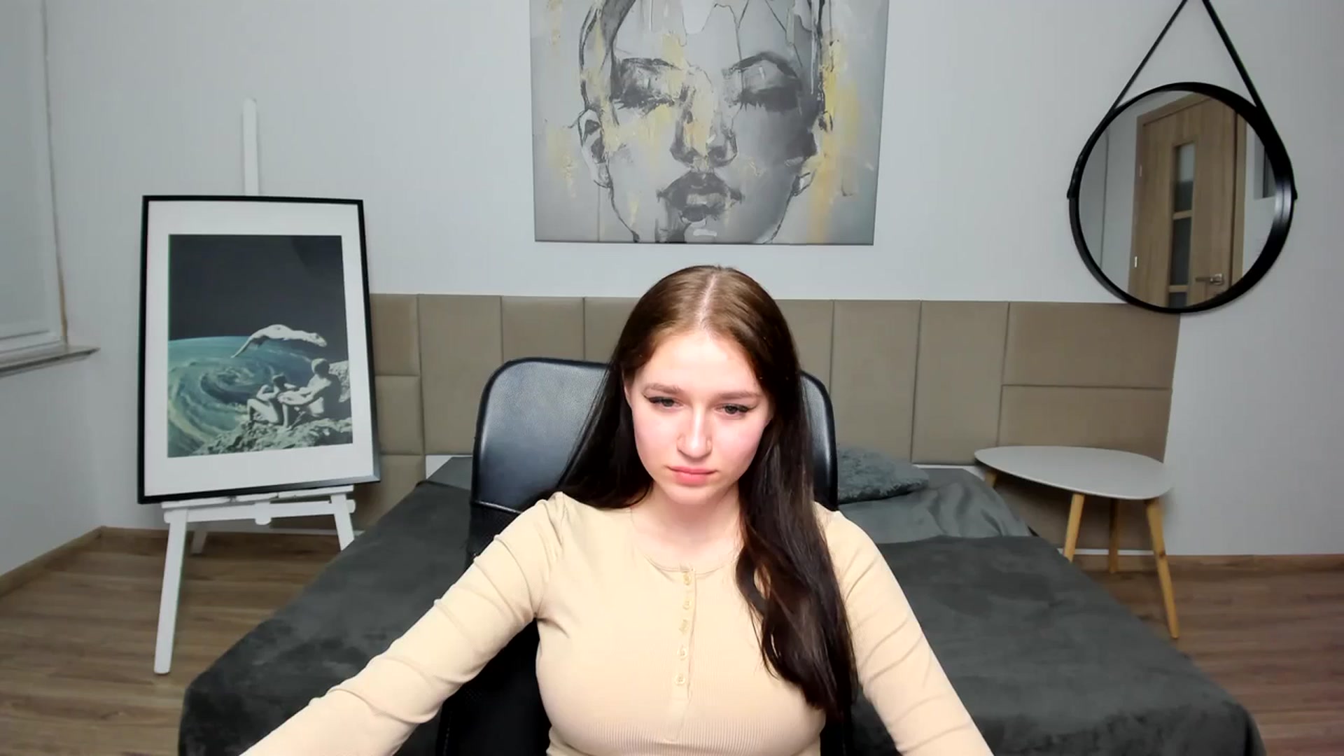 Gallery image thumbnail from SsweetPeaches's myfreecams stream on, 03/02/2024, 19:18 image 3 of 20