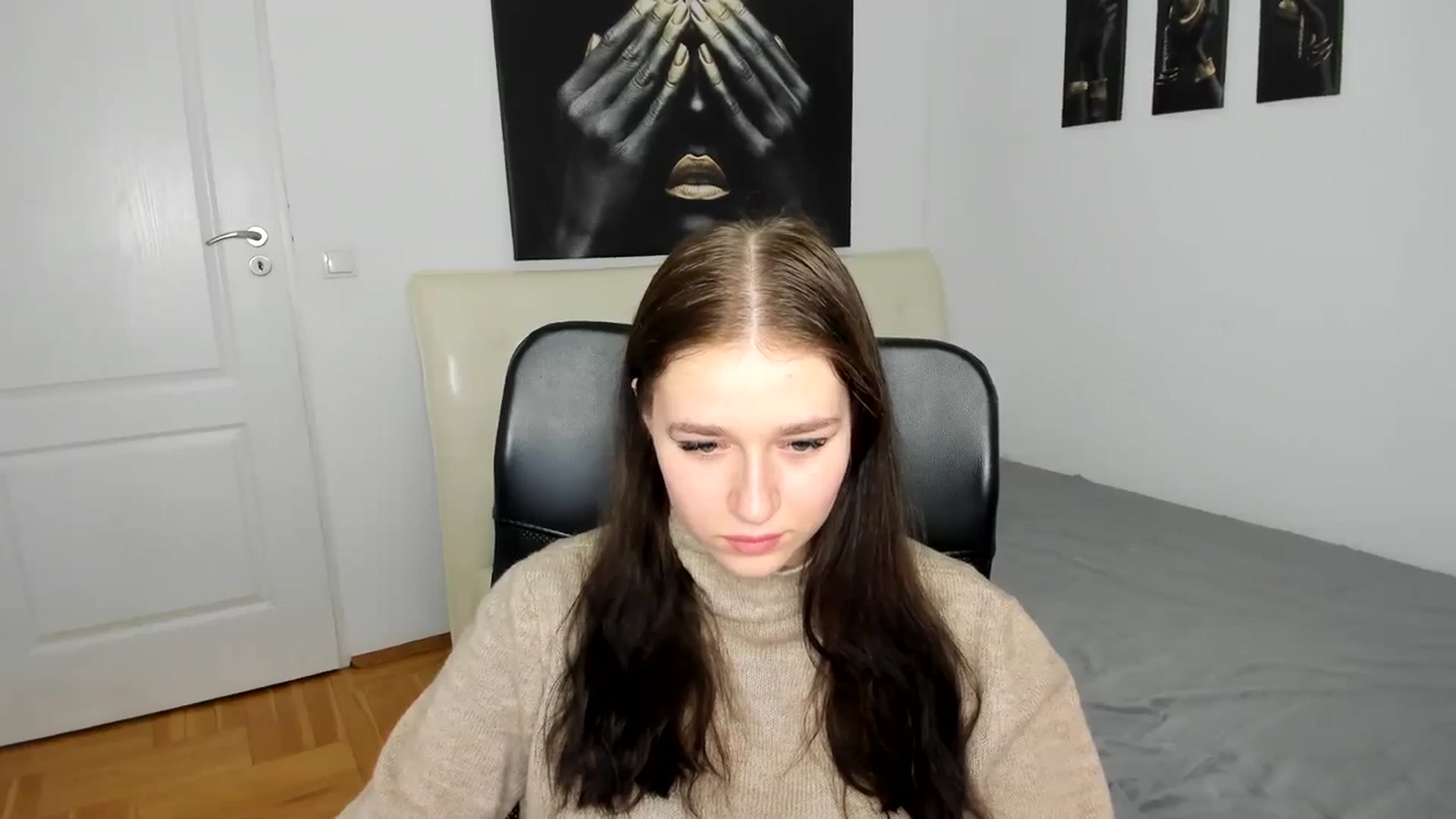 Gallery image thumbnail from SsweetPeaches's myfreecams stream on, 03/04/2024, 14:34 image 2 of 20