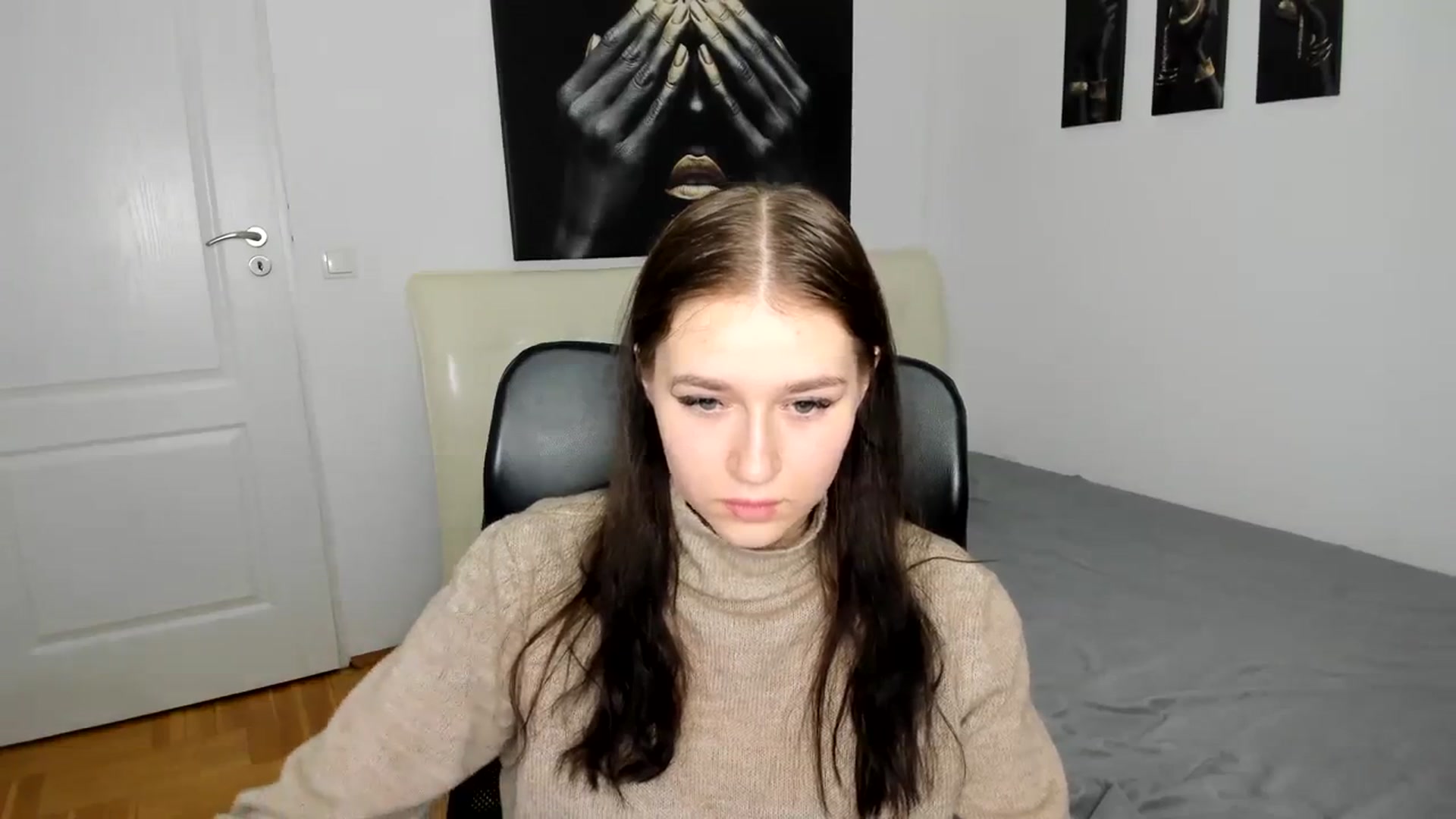Gallery image thumbnail from SsweetPeaches's myfreecams stream on, 03/04/2024, 18:31 image 19 of 20