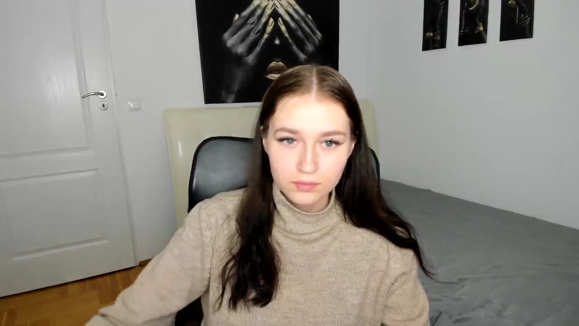 Gallery image thumbnail from SsweetPeaches's myfreecams stream on, 03/04/2024, 19:08 image 3 of 20