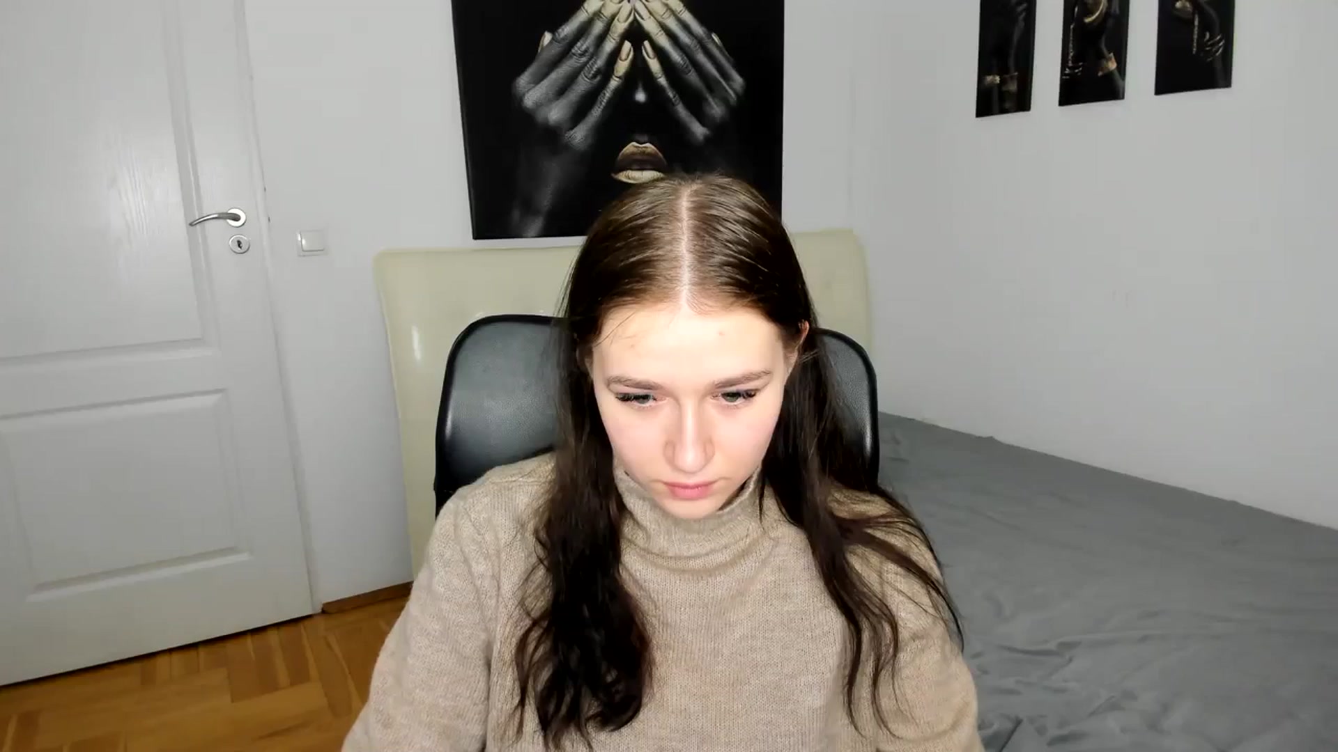 Gallery image thumbnail from SsweetPeaches's myfreecams stream on, 03/04/2024, 19:08 image 15 of 20