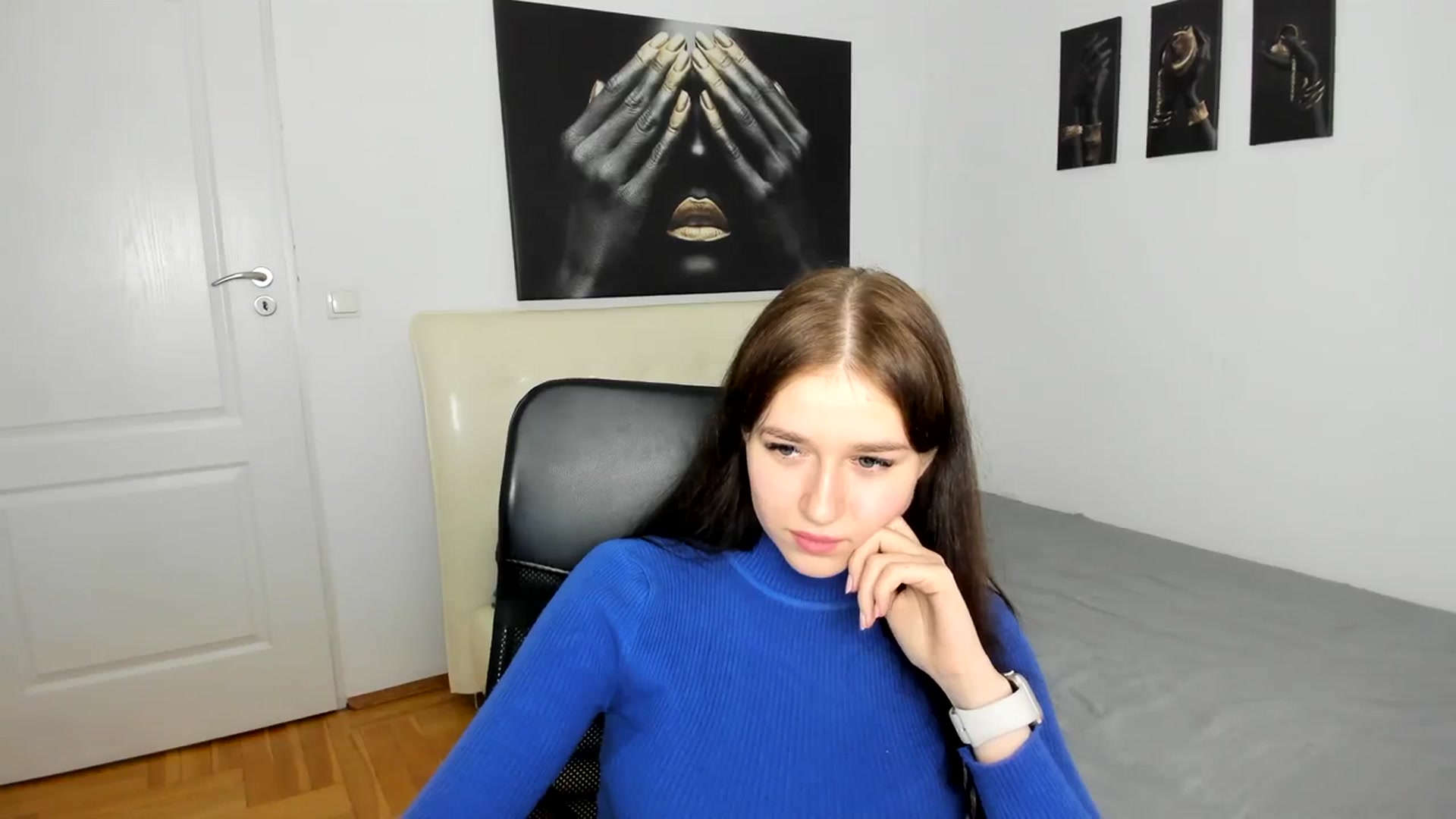 Gallery image thumbnail from SsweetPeaches's myfreecams stream on, 03/05/2024, 16:07 image 10 of 20