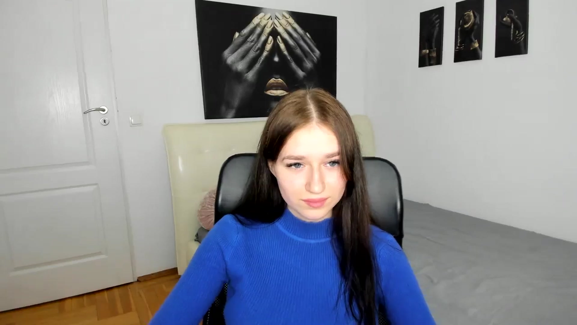 Gallery image thumbnail from SsweetPeaches's myfreecams stream on, 03/05/2024, 17:15 image 16 of 20