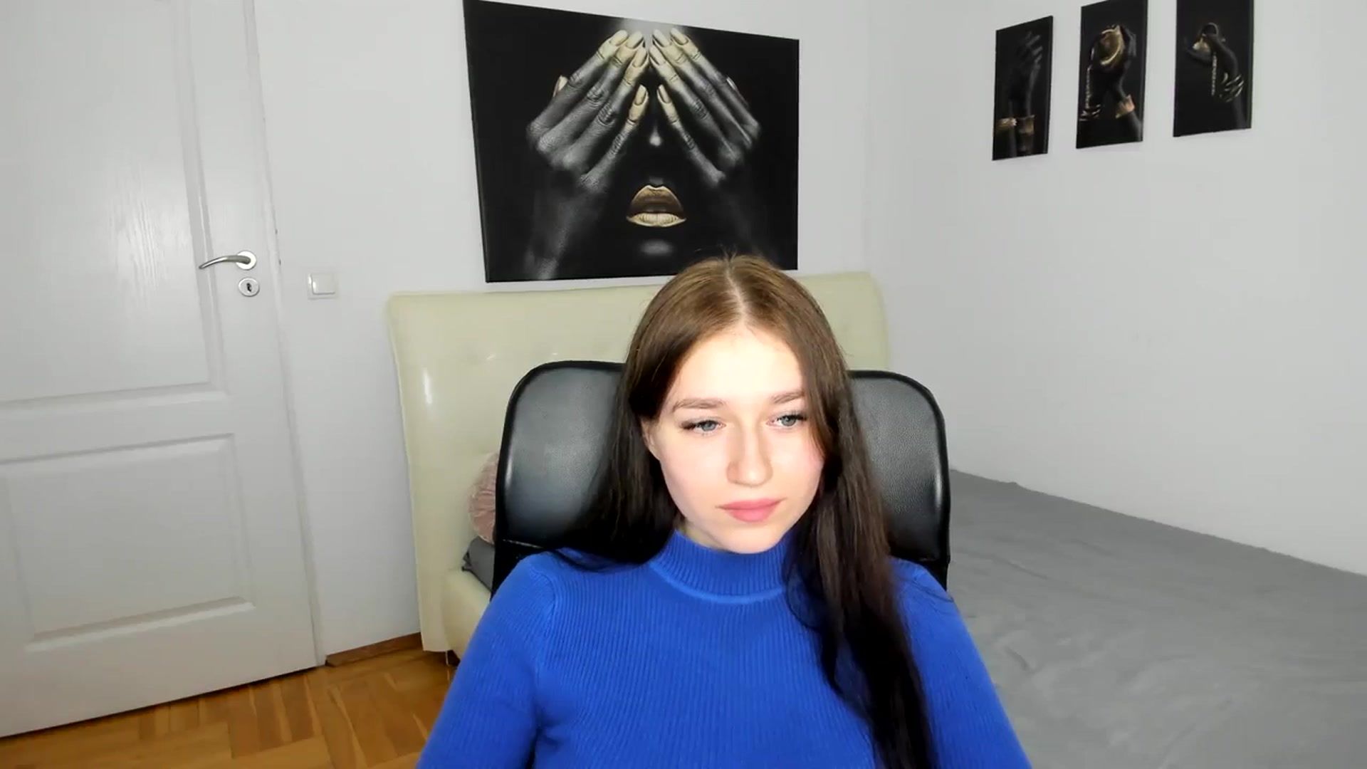 Gallery image thumbnail from SsweetPeaches's myfreecams stream on, 03/05/2024, 17:15 image 14 of 20
