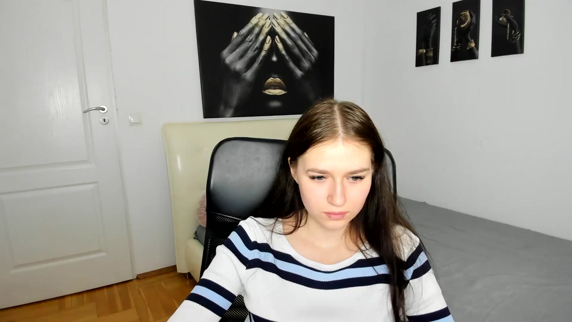 Gallery image thumbnail from SsweetPeaches's myfreecams stream on, 03/06/2024, 20:06 image 2 of 20