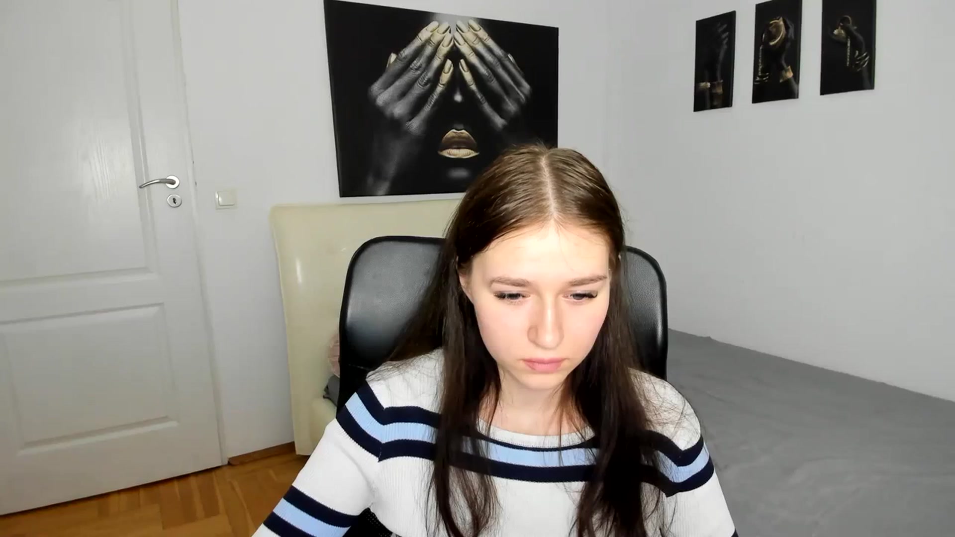 Gallery image thumbnail from SsweetPeaches's myfreecams stream on, 03/06/2024, 20:06 image 11 of 20