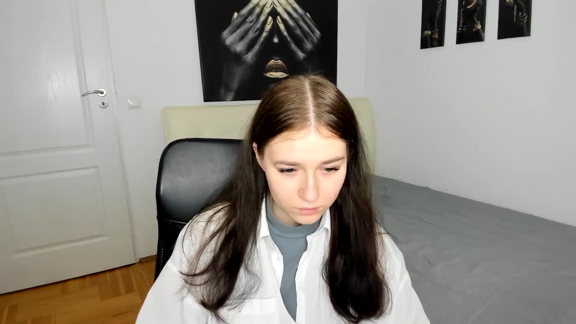 Gallery image thumbnail from SsweetPeaches's myfreecams stream on, 03/08/2024, 17:15 image 4 of 20