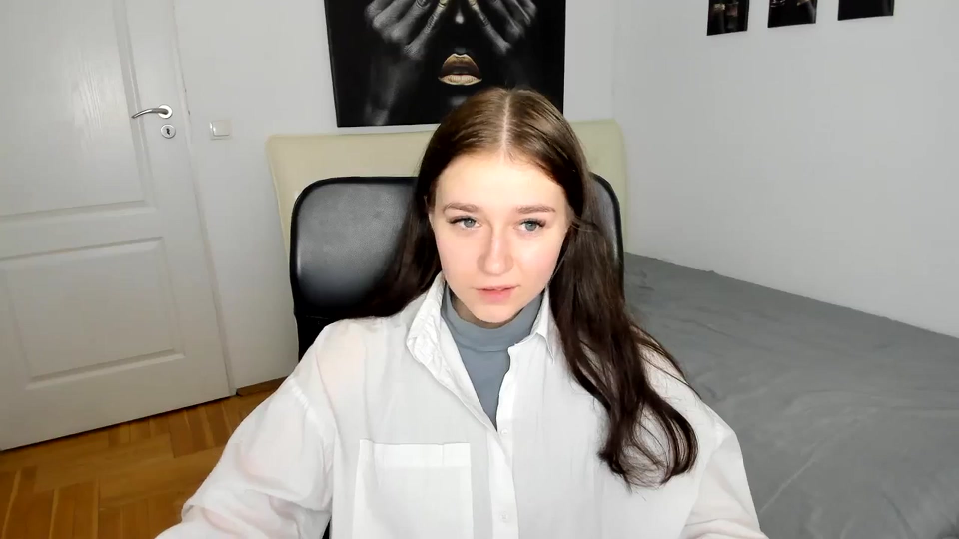Gallery image thumbnail from SsweetPeaches's myfreecams stream on, 03/08/2024, 20:33 image 5 of 20