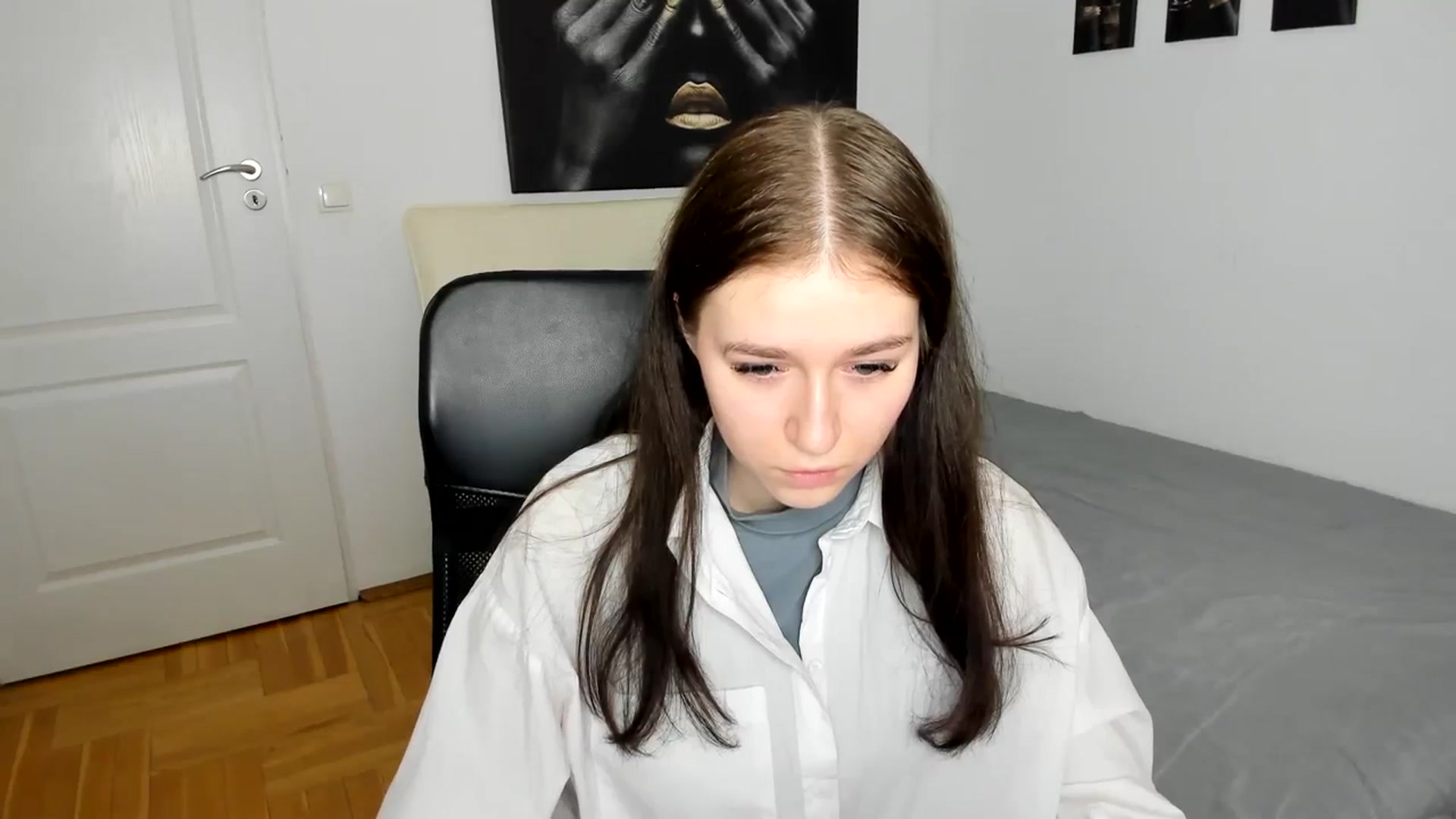 Gallery image thumbnail from SsweetPeaches's myfreecams stream on, 03/08/2024, 20:33 image 14 of 20