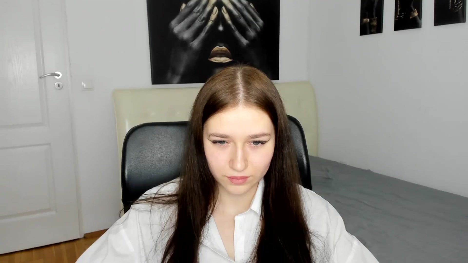 Gallery image thumbnail from SsweetPeaches's myfreecams stream on, 03/10/2024, 14:19 image 8 of 20