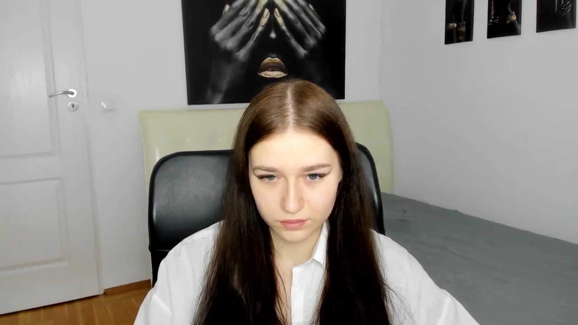 Gallery image thumbnail from SsweetPeaches's myfreecams stream on, 03/10/2024, 14:19 image 2 of 20