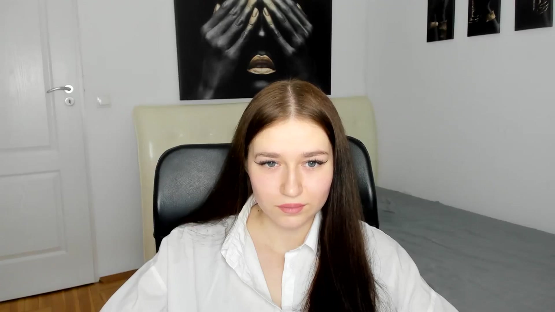 Gallery image thumbnail from SsweetPeaches's myfreecams stream on, 03/10/2024, 14:19 image 13 of 20
