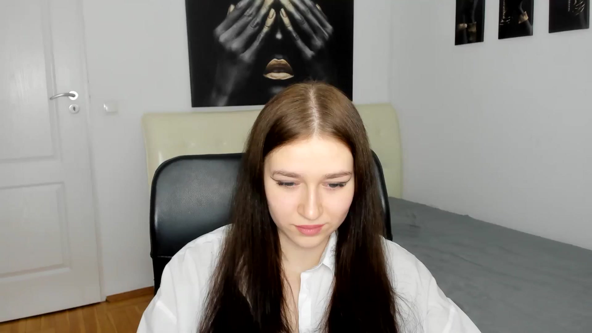 Gallery image thumbnail from SsweetPeaches's myfreecams stream on, 03/10/2024, 14:19 image 1 of 20