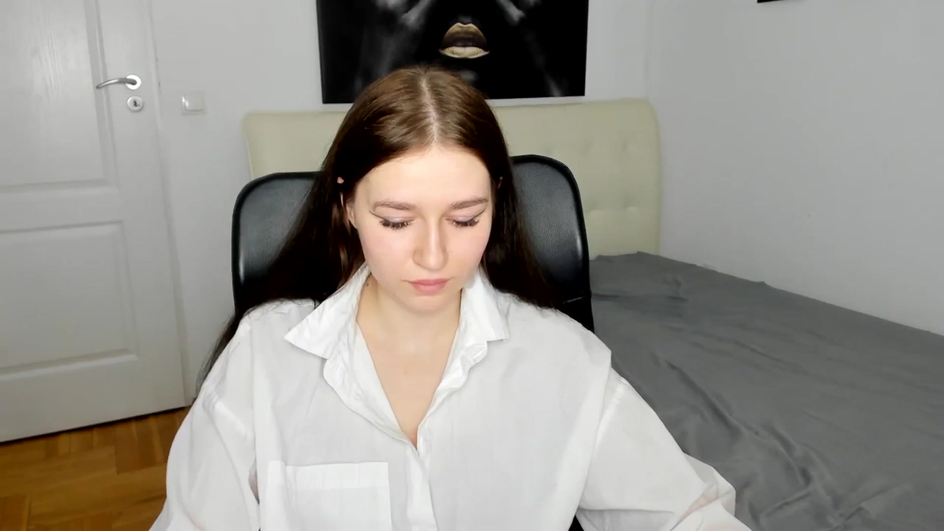 Gallery image thumbnail from SsweetPeaches's myfreecams stream on, 03/10/2024, 16:44 image 2 of 20