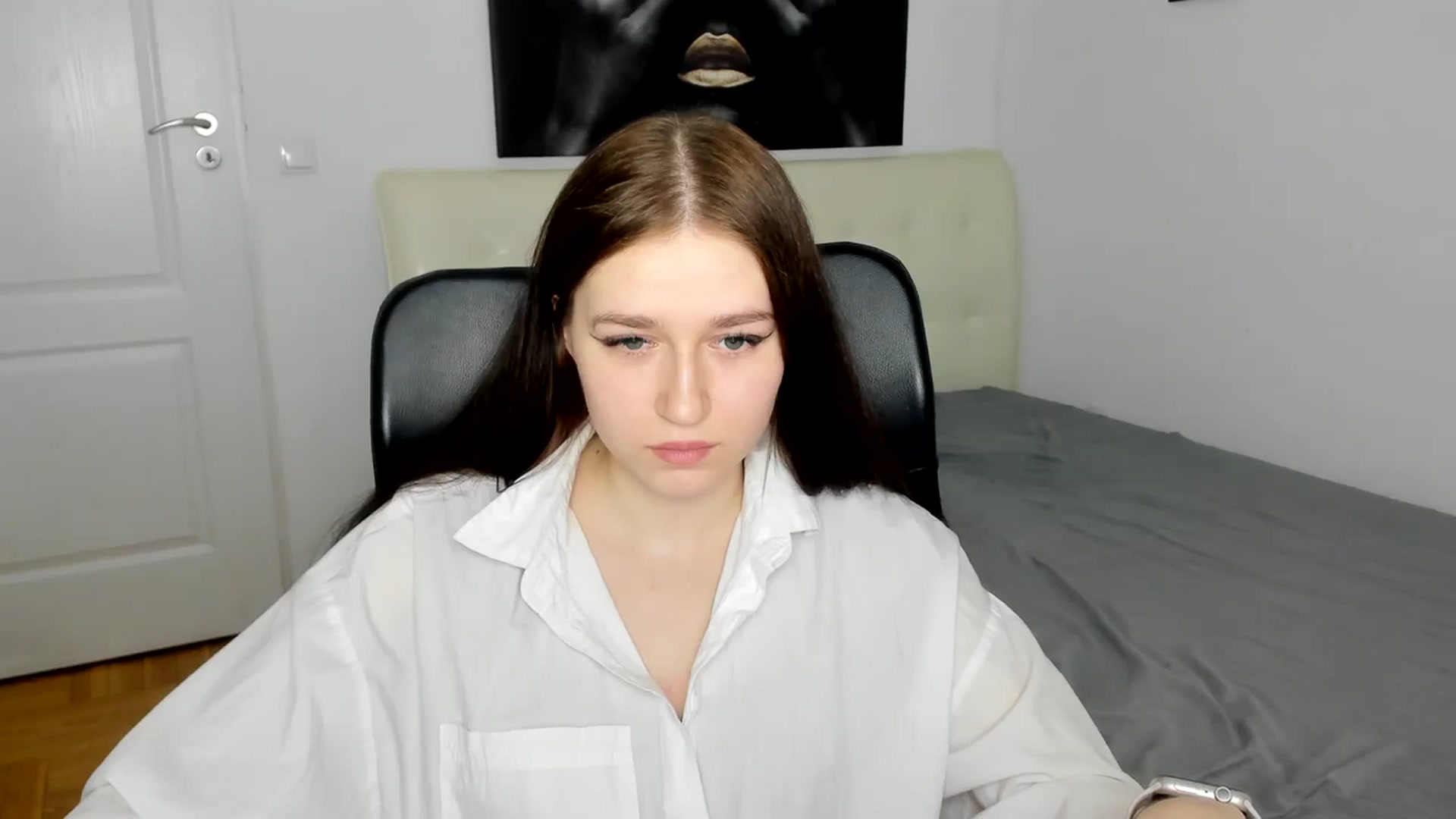 Gallery image thumbnail from SsweetPeaches's myfreecams stream on, 03/10/2024, 16:44 image 10 of 20