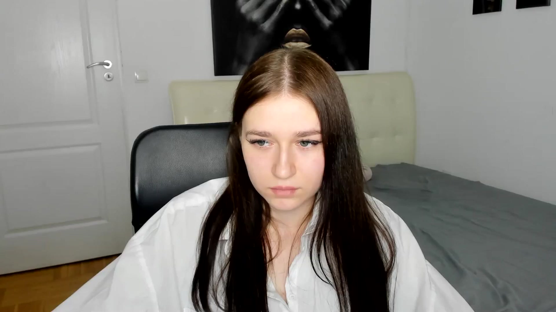 Gallery image thumbnail from SsweetPeaches's myfreecams stream on, 03/10/2024, 19:37 image 5 of 20