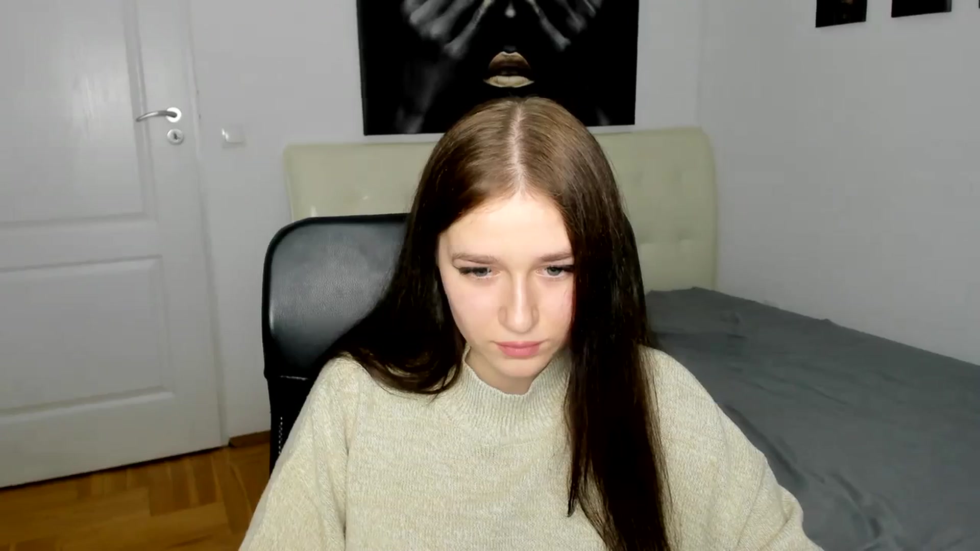 Gallery image thumbnail from SsweetPeaches's myfreecams stream on, 03/12/2024, 17:44 image 20 of 20