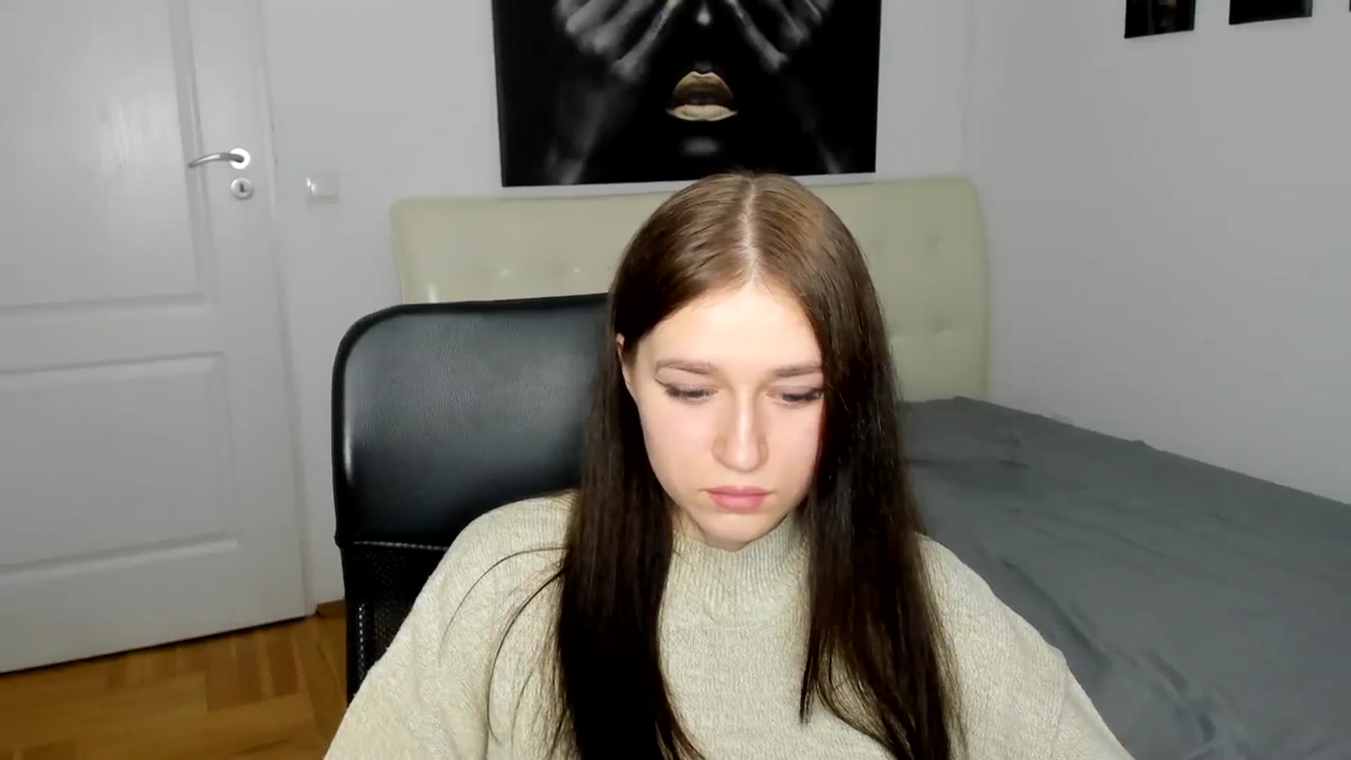 Gallery image thumbnail from SsweetPeaches's myfreecams stream on, 03/12/2024, 19:38 image 5 of 20
