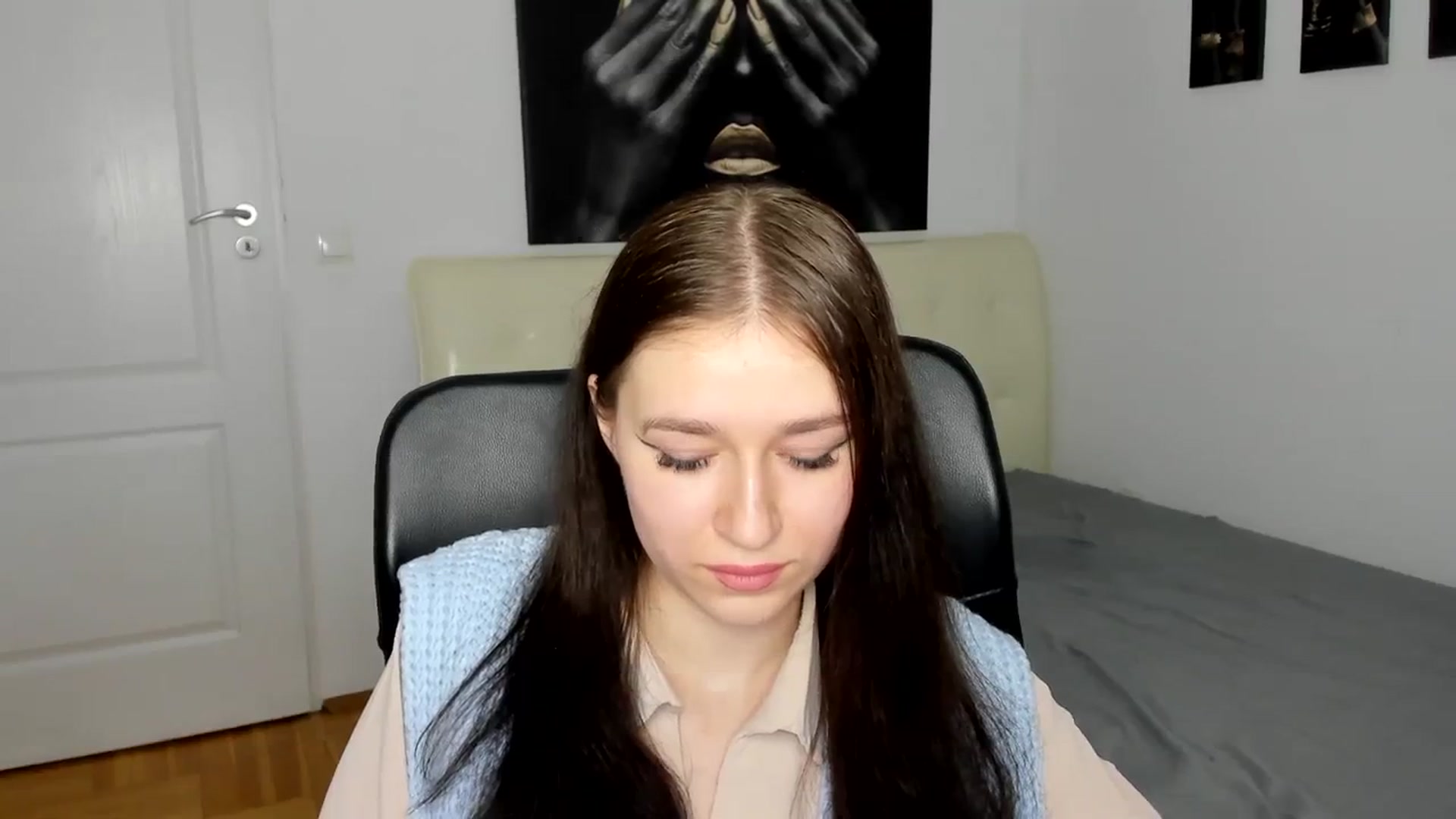 Gallery image thumbnail from SsweetPeaches's myfreecams stream on, 03/14/2024, 15:23 image 5 of 20