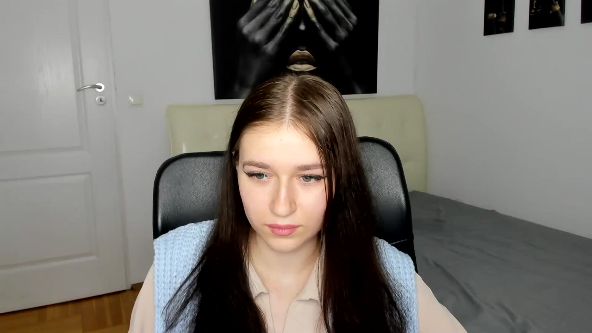 Gallery image thumbnail from SsweetPeaches's myfreecams stream on, 03/14/2024, 15:23 image 1 of 20